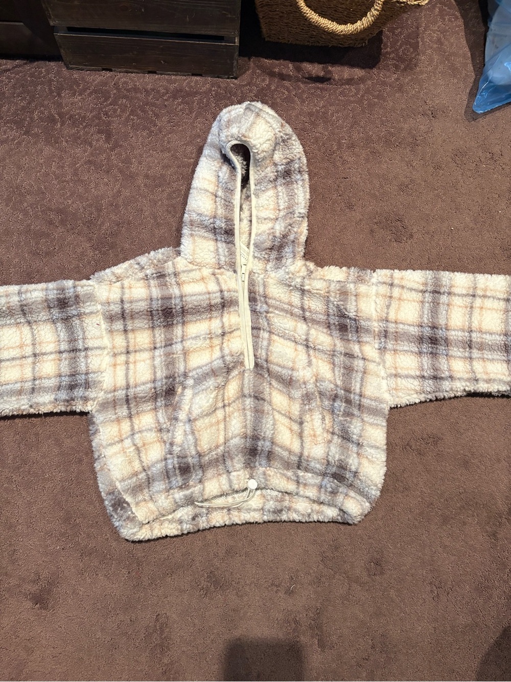 Aeropostale Plaid Sherpa Hoodie in Cream and Brown